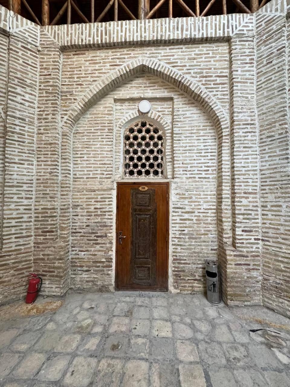 Ohun 18Th Century Caravansarai Bukhara Exterior photo