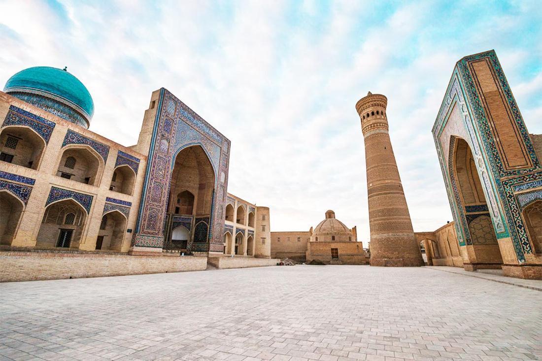 Ohun 18Th Century Caravansarai Bukhara Exterior photo